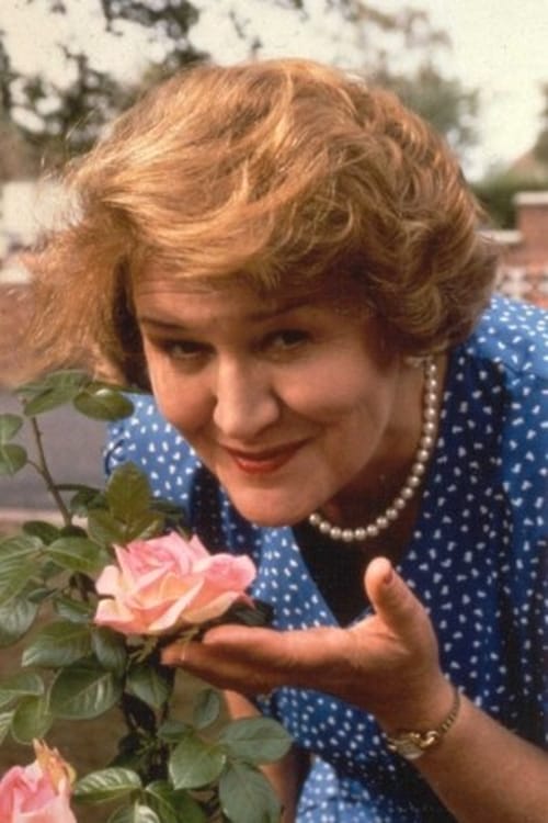 Patricia Routledge